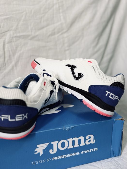 джома кроссовка футбол