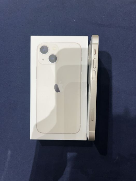 Iphone 13 mini бял