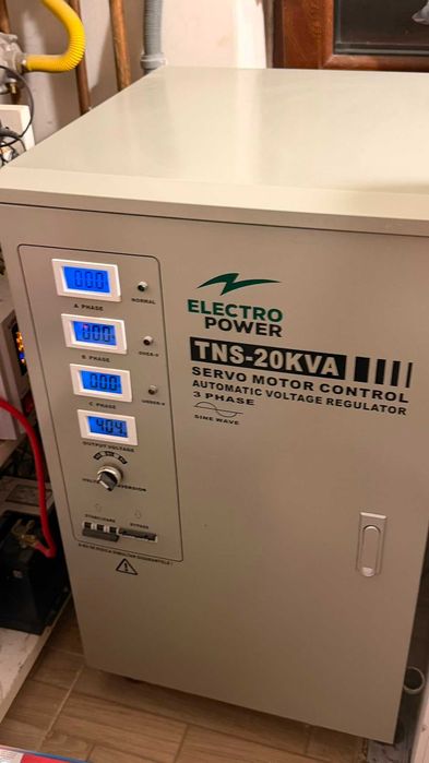 Stabilizator tensiune trifazat ELECTRO POWER 20KVA 400V Servo