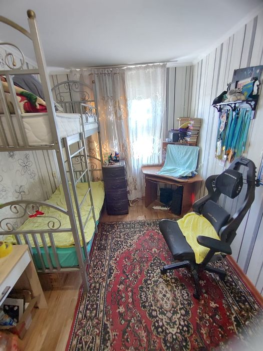 Продам 2 комн квар. 2-38- 4Этаж.
