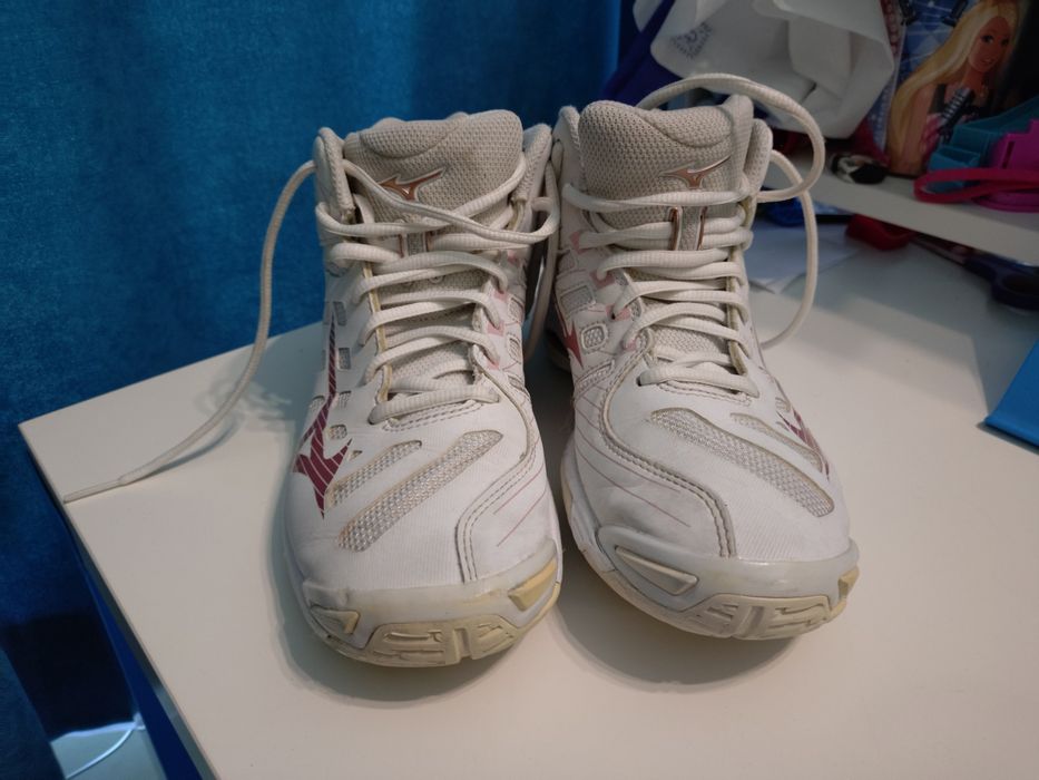 Волейболни маратонки Mizuno и Asics