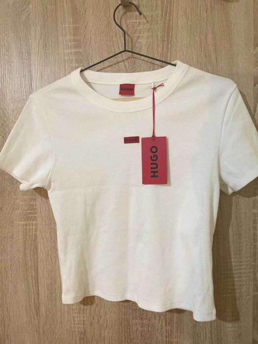 Тениска ХЛ на Hugo