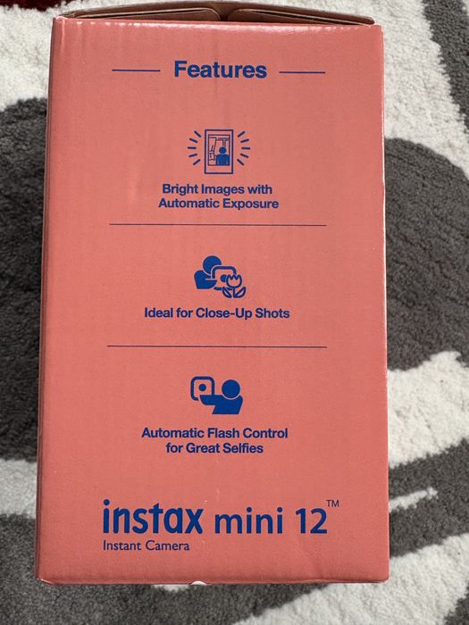 Aparat foto instant Fujifilm mini 12 nou