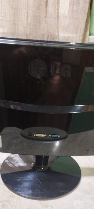 Монитор LG Flatron E2040