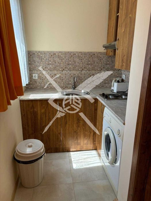 Продава се Двустаен апартамент в к.к. Слънчев бряг - 100 кв.м за 880 €/кв.м - Снимка #2