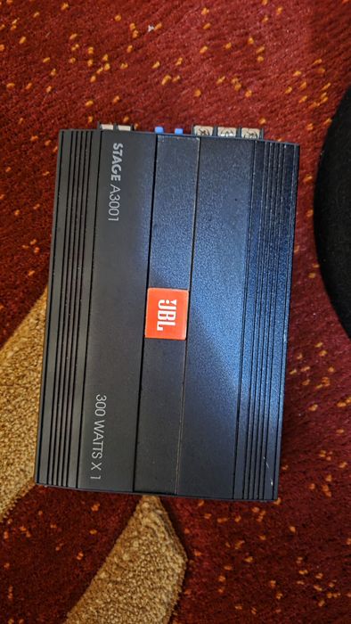 Subwoofer auto 1000w + statie jbl