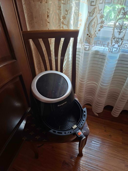 Аэрогриль Kangaroo (Air Fryer) — Отличное состояние