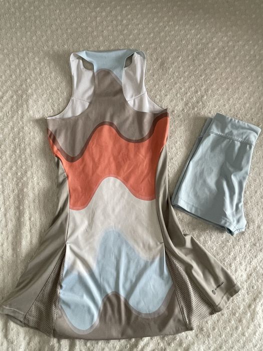 Теннисное платье Adidas