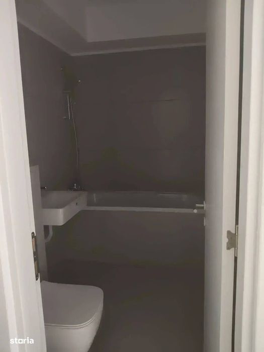 Studio modern cu terasa 44 mp 700 m Metrou Petrache Poienaru finalizat
