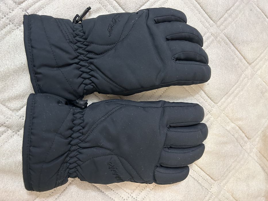 Отдам вещи в хорошем состоянии