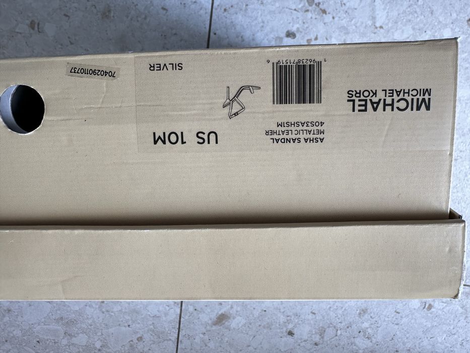 Елегантни сандали на ток Michael Kors номер 40