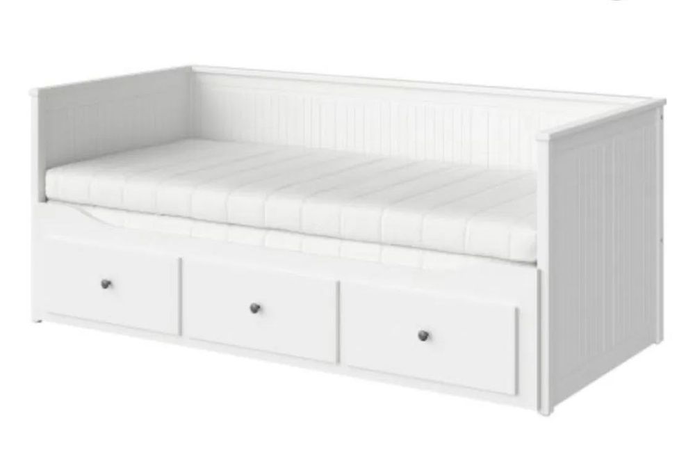 Кушетка икеа с 3шкафчета