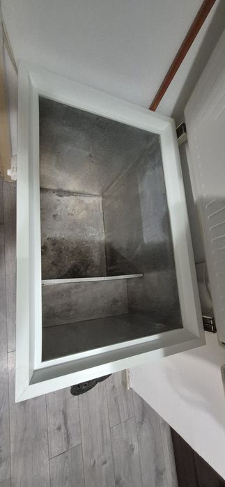 ladă Electrolux ECN 2747, capacitate 260 L,