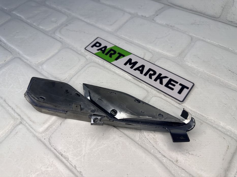 Страничен светлоотразител AUDI A7 C8 Matrix 214037-02