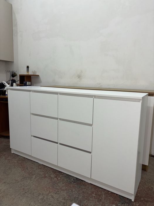 Комод большой.  шкаф суппер скидка