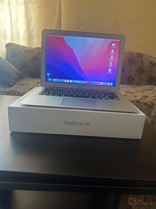 Vând Laptop MacBook