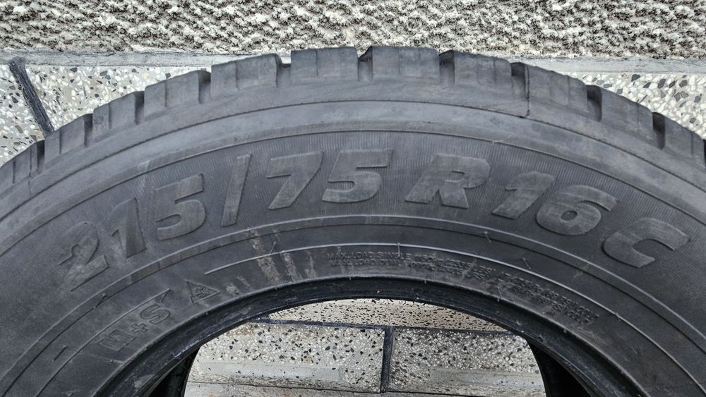 Бусови гуми 215 75 R 16 C  / 4бр.
