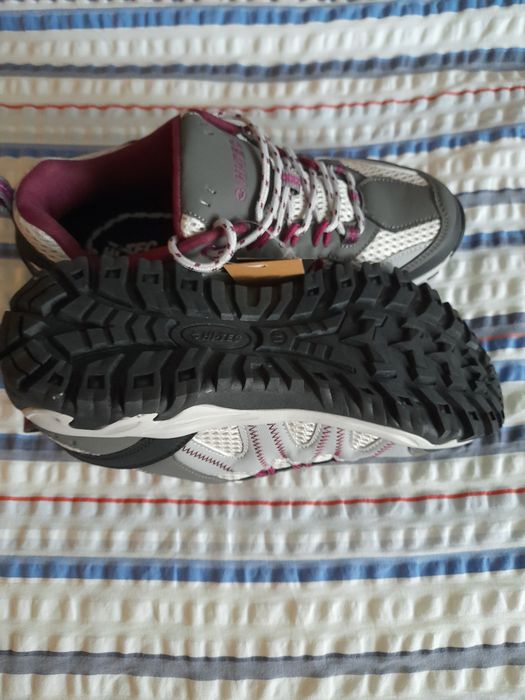 Нови дамски маратонки