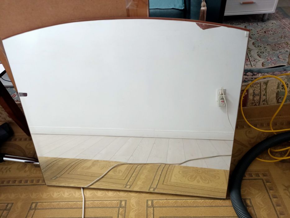 Зеркало с петлями