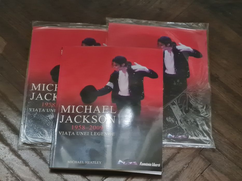 Carti reviste noi Michael Jackson ,colectie ,rare