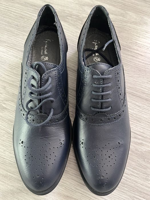 Дамски обувки естествена кожа