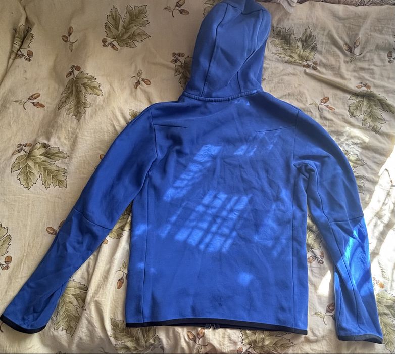 Nike teche flece