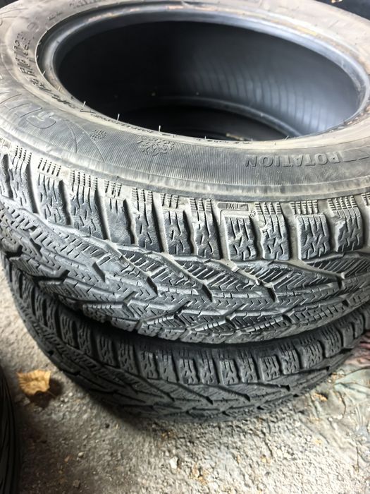 Зимни гуми  215/65/R16
