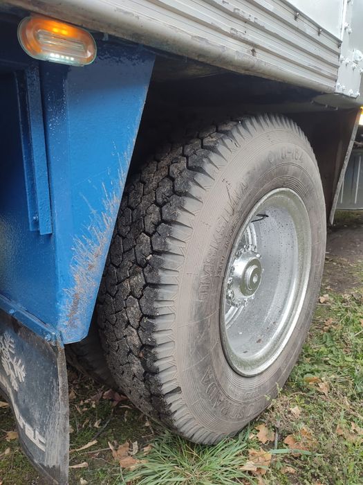 Продам  грузовик