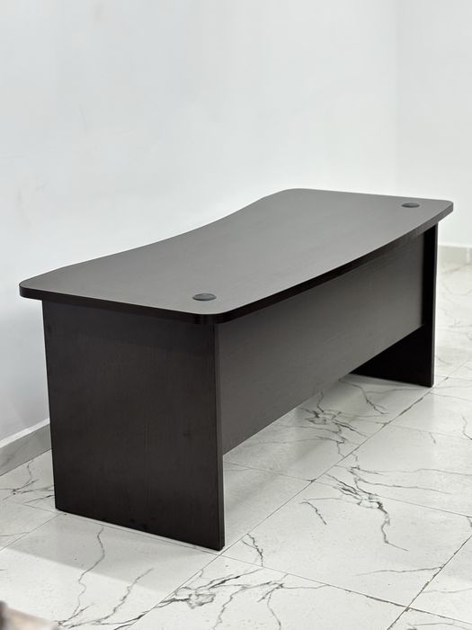 Стол руководителя, офисная мебель