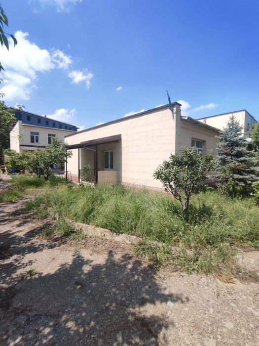 Кибрай Ботаника 16 сотих. Нотурар жой, 2 қаватли иморат, 1050м2
