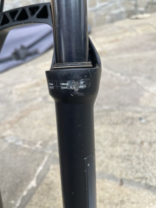 Вилка Rockshox Recon 29”