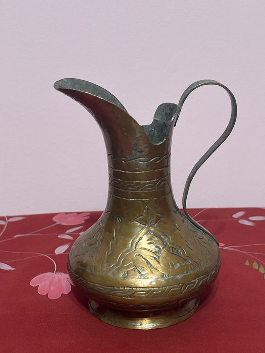 Ulcior Vintage din Cupru - Meșteșug Oriental