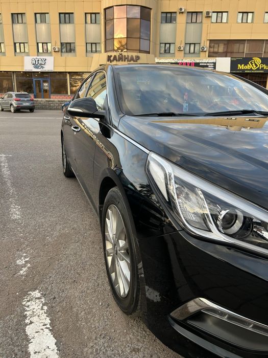 Продаю машину Хюндай Соната 2016 года