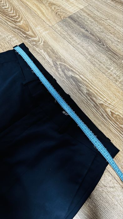 Pantaloni bleumarin H&M