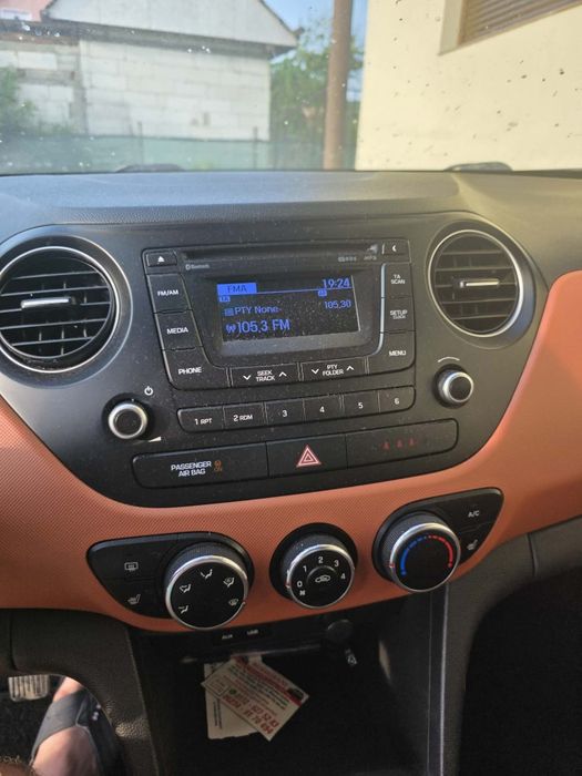 HYUNDAI i10 2014 — imagine 9