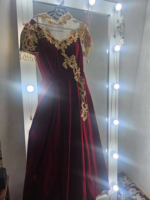 Продам новое национальное платье