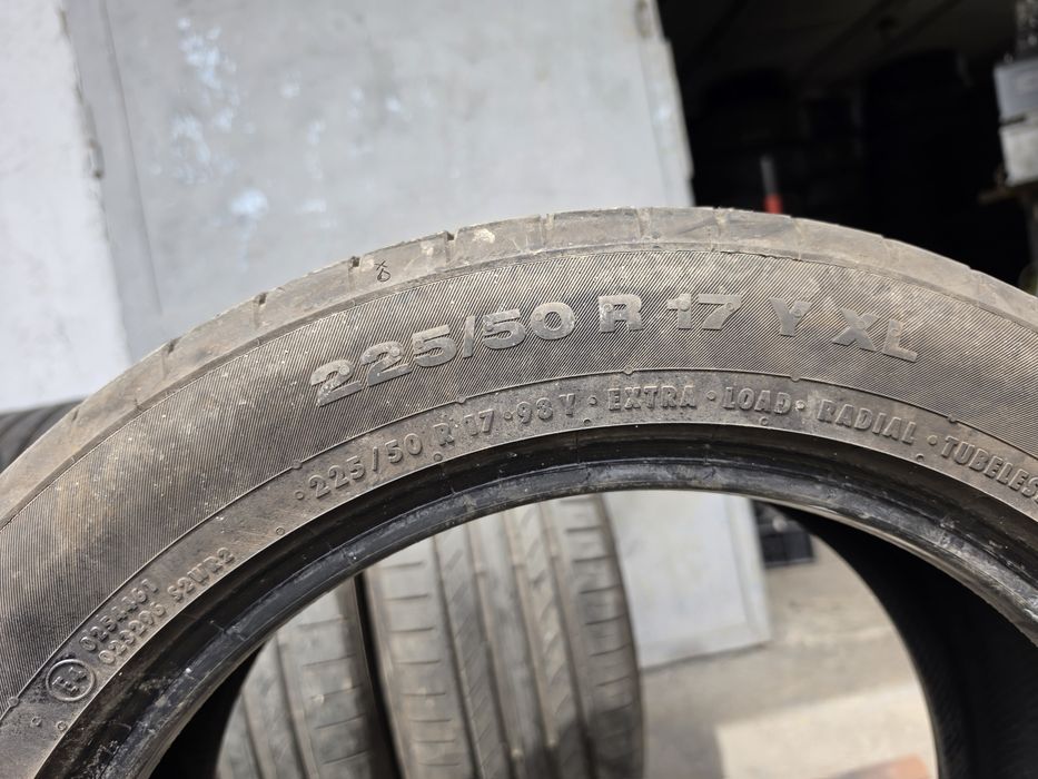 4 бр. летни гуми 225/50/17 Continental AO DOT 2x1821 2x0919 4-5 mm