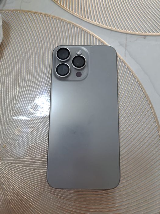 Продай iPhone 15 PRO MAX 86% в хорошем состояние