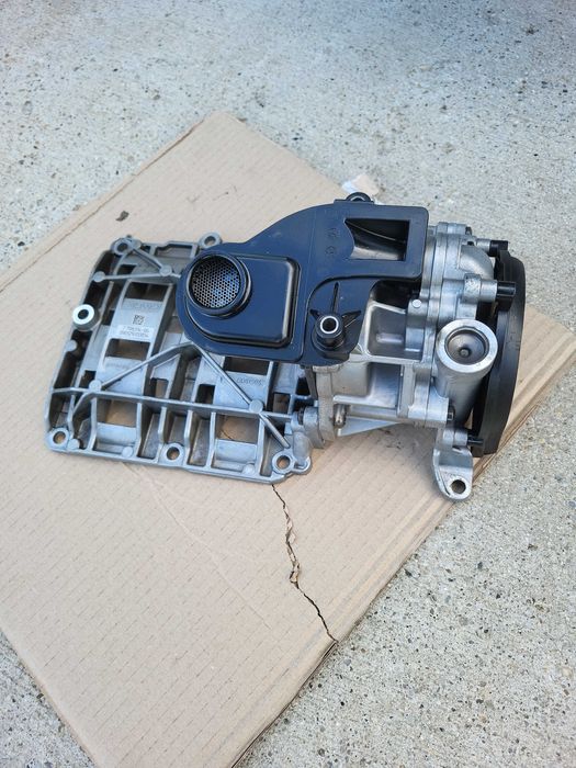 Pompa ulei bmw e81 e82 e87 e88 e90 e91 e60 e61 x1 x3 motor 1.6d 1.8d 2.0d 2.5d N47 cod oem bmw 7798014
