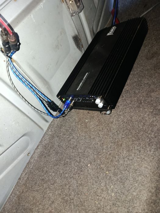 Продам сабвуфер и усилитель