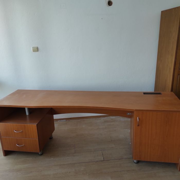 Хотелско обзавеждане