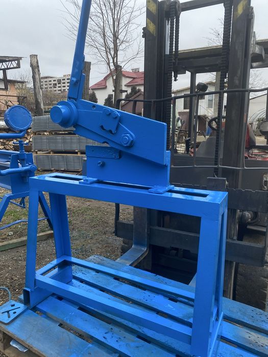 Foarfeci de banc Pedinghous si Clark