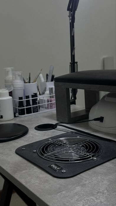 Стол для маникюра