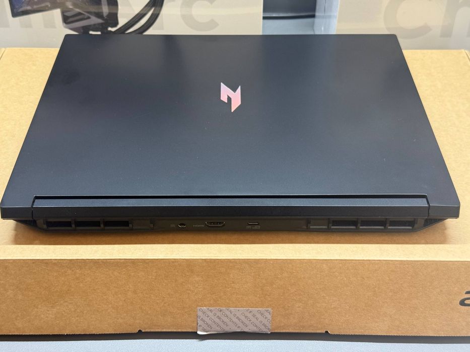 Ноутбукни каттиги келди ACER NITRO 16 R7/16/512/4050