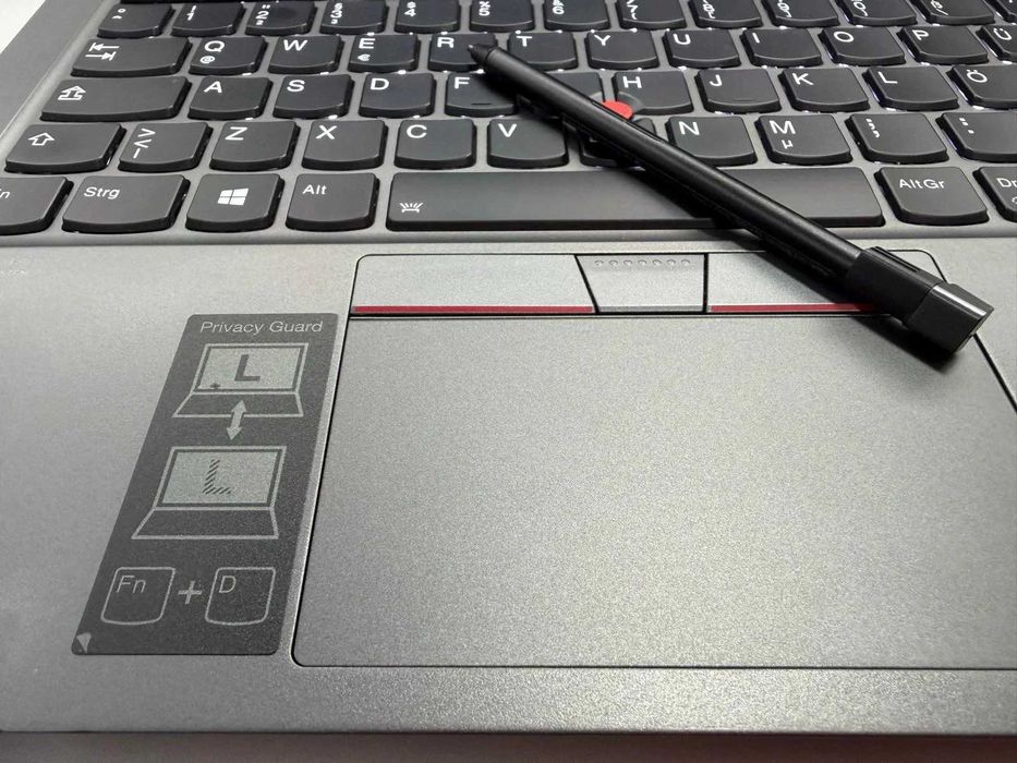Laptop SH Lenovo Yoga gen 5 i5-10310U 16gb RAM 512gb SSD Touchscreen Pen
