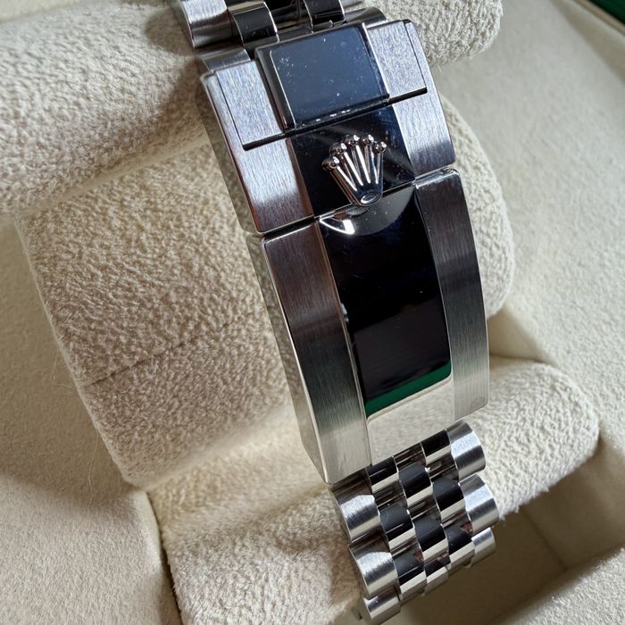 Rolex GMT MASTER II "BATGIRL | Pe STOC | 17150E | 2025 | 126710BLNR