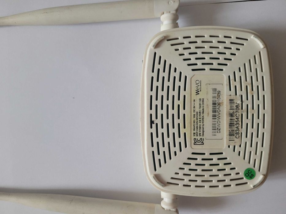 Модем ҳәм WiFi роутер сатылады. Ислеп турыпты.