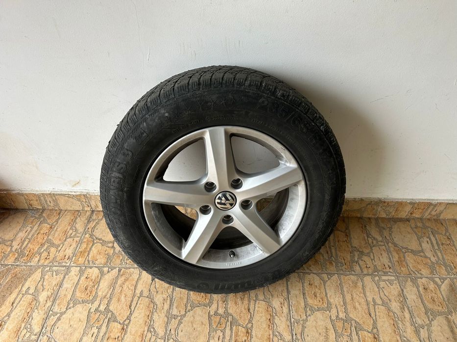 Roti complete Jante Cauciucuri 235 65 R17 Originale VW