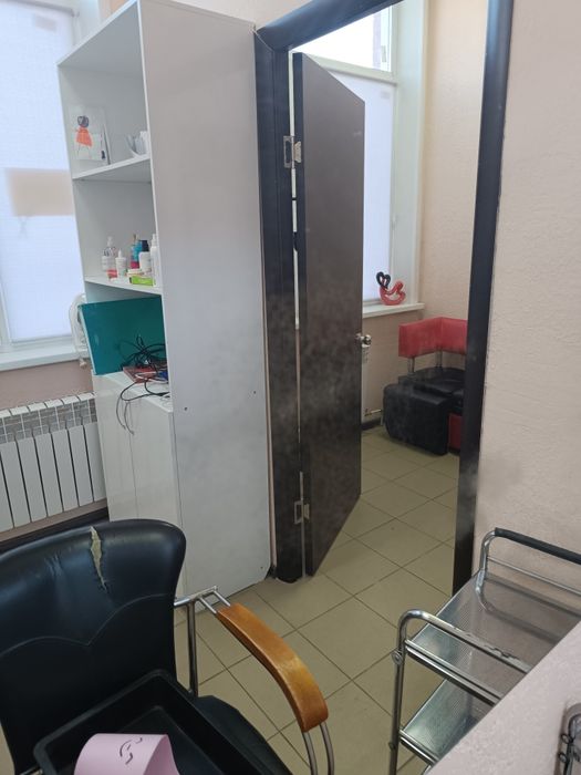 Зеркало для парикмахерской. Зеркала.