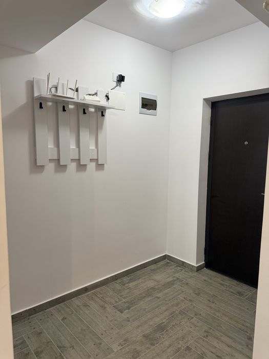 Proprietar, inchiriez apartament 2 camere – cartier Bacovia, Fiald